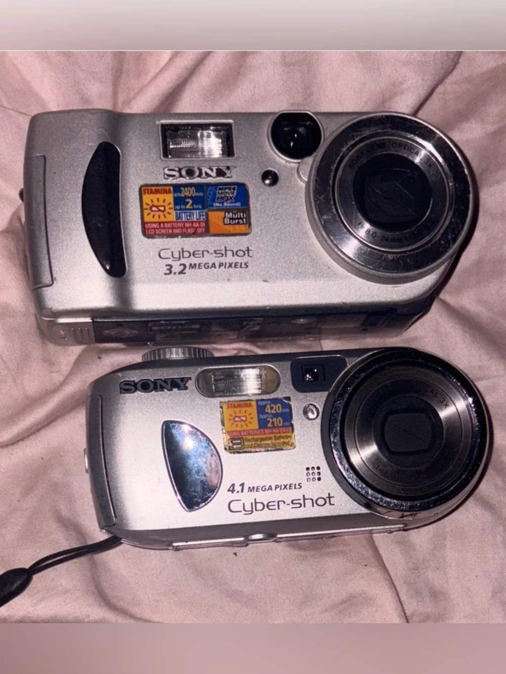 Sony Cybershot DSC-P73 3.2MP & DSC-P71 4.1MP